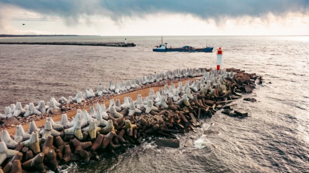 Ziemeļu mols Ventspils osta