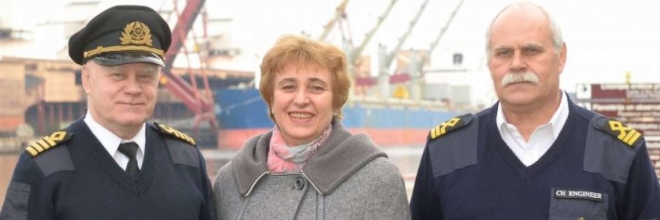 Zīlnieku trīs paaudzes uz velkoņiem