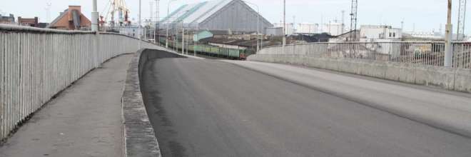 Satiksmes pārvadu pār Dzintaru ielu Ventspilī atjaunos SIA “CTB”