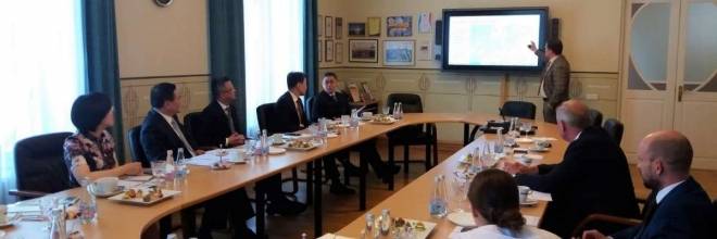 Besuch der Delegation des Neuen Stadtbezirks Pudong in Ventspils