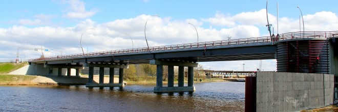 Satiksme pār Ventas tiltu atjaunota, būvniekam būs jālabo būvniecības defekti