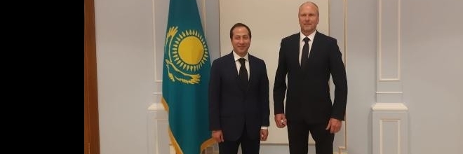 Kazahstānas vēstnieks tikās ar Ventspils brīvostas pārvaldes vadību