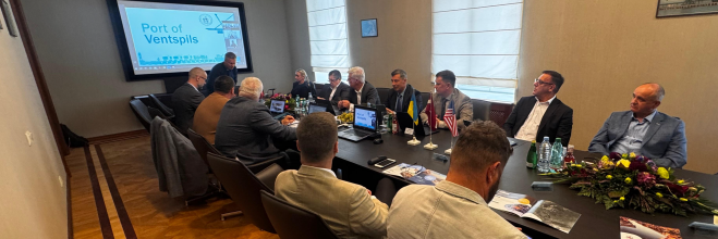 Ukrainas Transporta infrastruktūras attīstības komitejas izbraukuma sēdē Ventspilī spriež par sadarbību Trīs jūru iniciatīvas īstenošanā